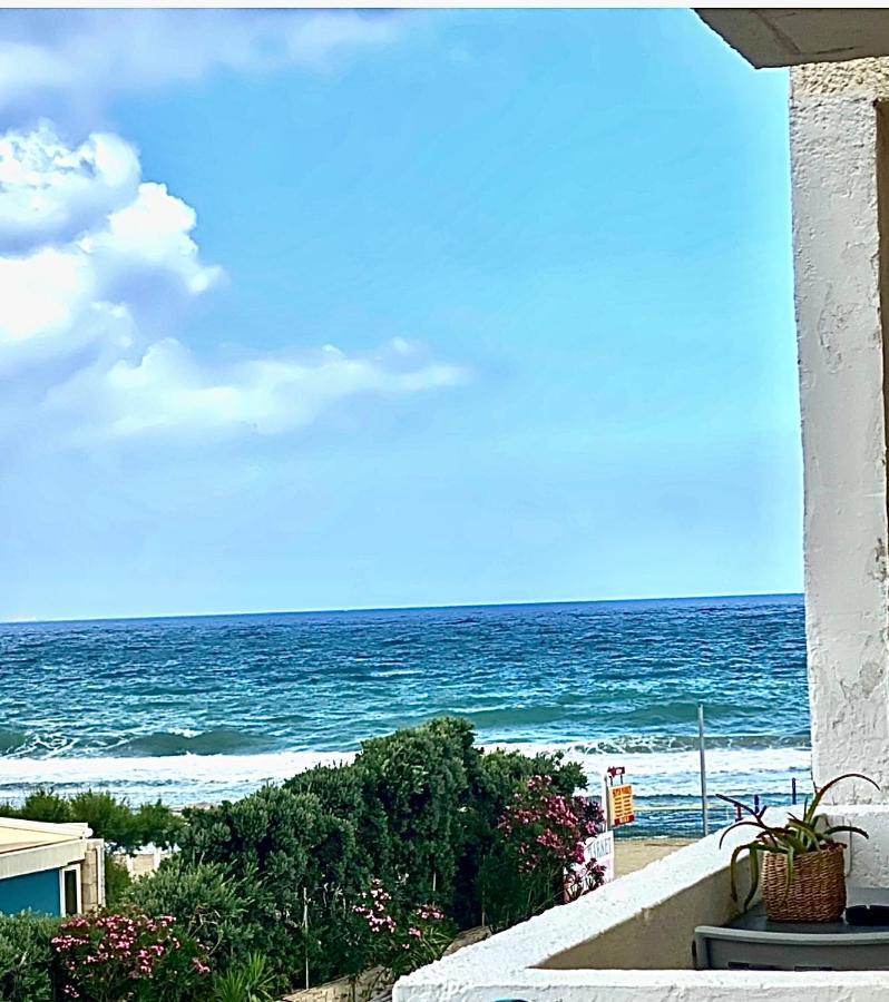 Mikes On The Beach Hersonissos  Exterior foto